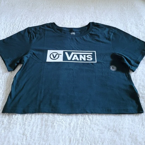 VANS🛹 Circle Tab Cropped Tee👕 - NWT - Picture 8 of 10